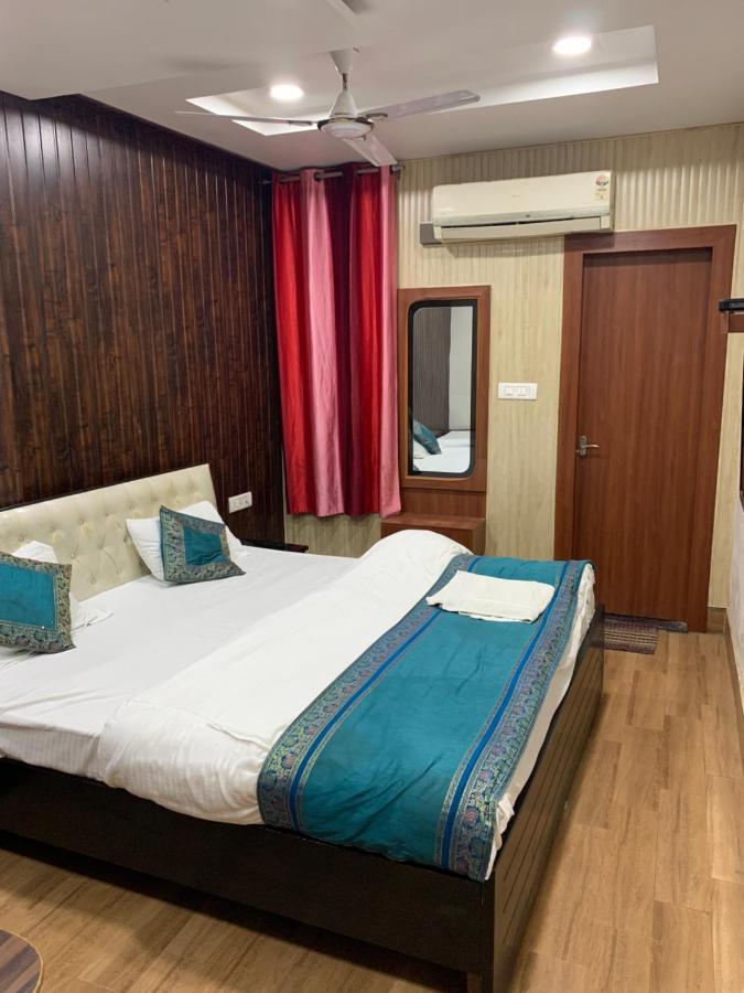 Ashoka Ganages Hotel 3*