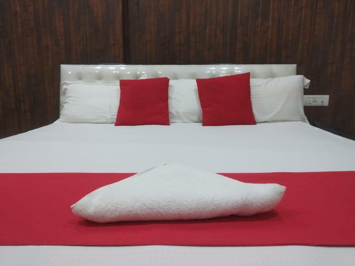 Hotel Ashoka Ganages Varanasi